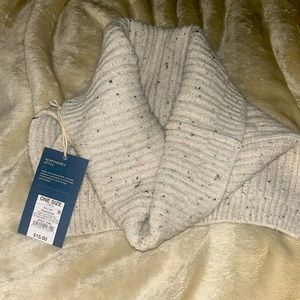 Universal Thread Women’s Ribbed Knit Snood Neck Warmer, Cream OS NWT